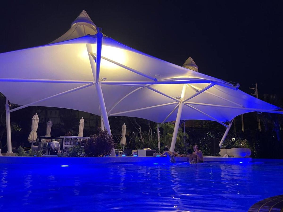 Copacabana Jomtien Condominium Bagian luar foto